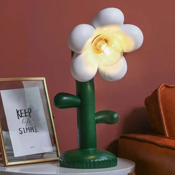 LED 2023 Новые креативные цветы настольные лампы для девочек украшения спальни высококлассные интернет-знаменитости на день рождения теплые романтические огни